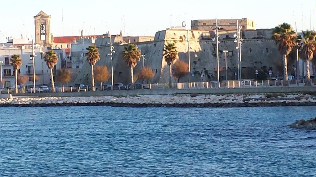 Hotel Locanda Degli Angioini Locazione Turistica Mola di Bari Exterior foto